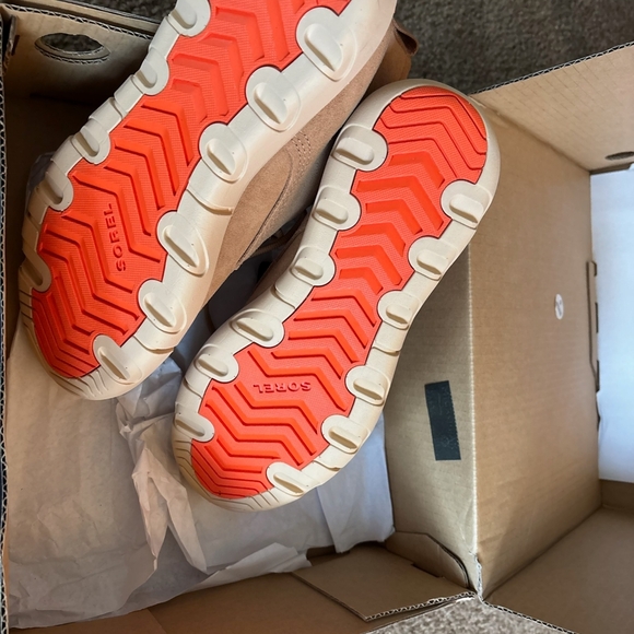 NWT- IN BOX Sorel Womens 8.5 Explorer Next Drift. Waterproof - Picture 3 of 9